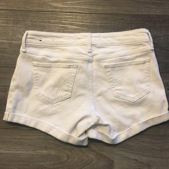 Hollister Shorts (Size 3, 26 inch waist) - Picture 1 of 2